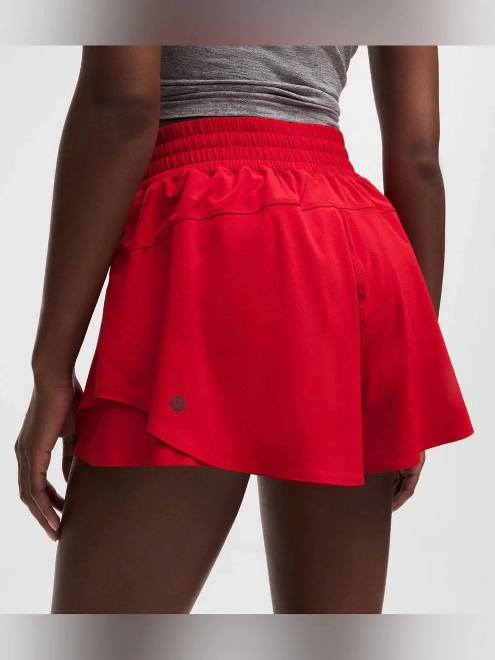 Lululemon Shake it Out Shorts 2.5” Sz Small Oxford Red NWT